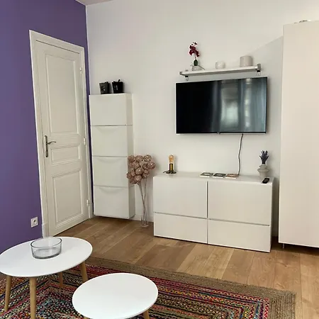 Pretty Purple Apartment Clichy Exterior photo